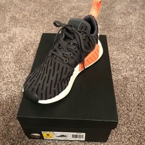 Adidas NMD R2